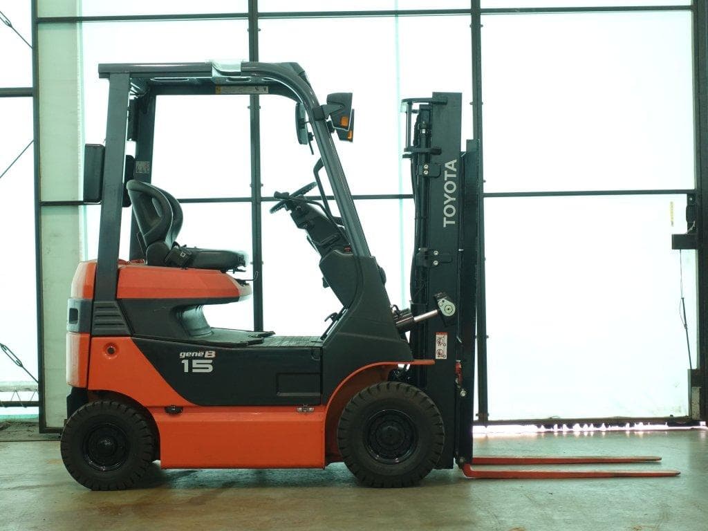 Forklift — Ready Stock (lot 1207-6019998)