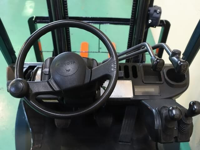 Forklift — Ready Stock (lot 1207-6028808)
