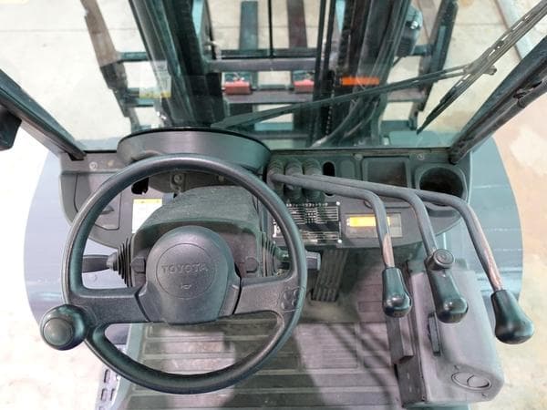 Forklift — Ready Stock (lot 1207-6034065)