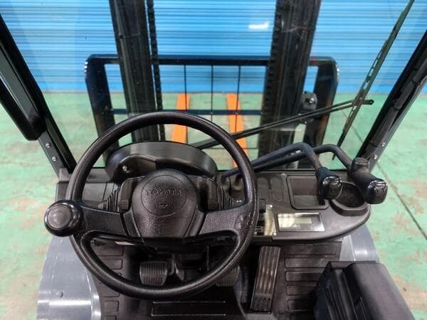 Forklift — Ready Stock (lot 1207-6034121)