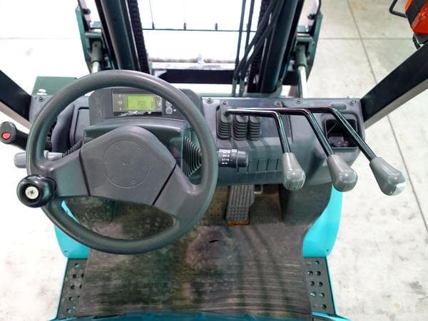 Forklift — Ready Stock (lot 1207-6035177)