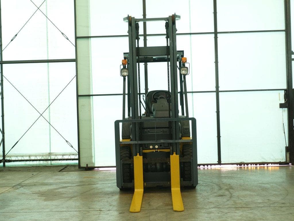 Forklift — Ready Stock (lot 1207-6035179)