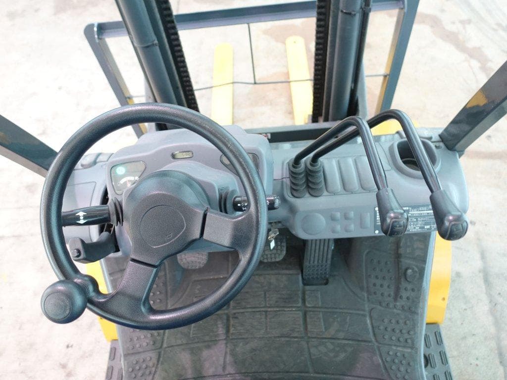 Forklift — Ready Stock (lot 1207-6035179)
