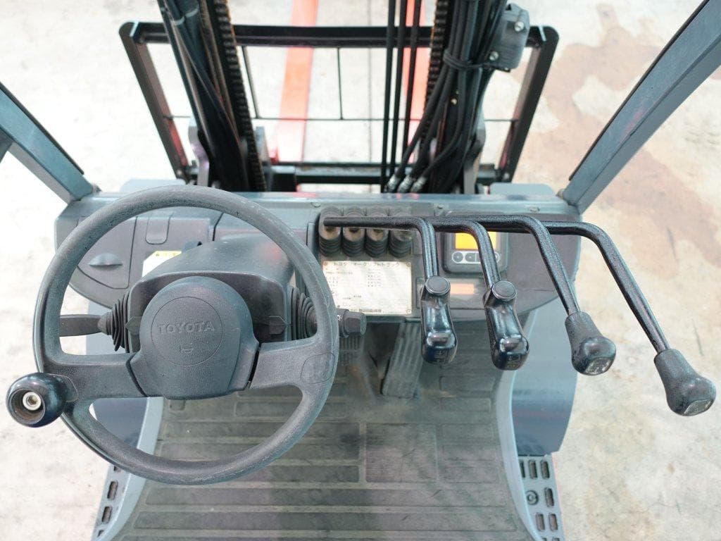Forklift — Ready Stock (lot 1207-6035315)