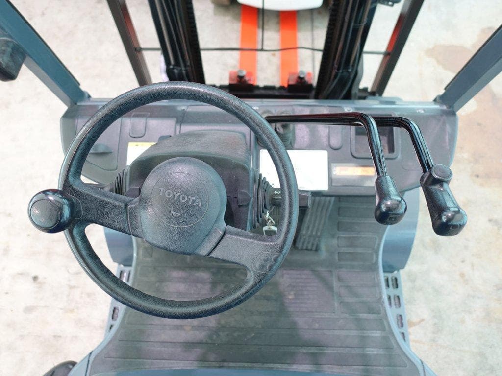 Forklift — Ready Stock (lot 1207-6035374)