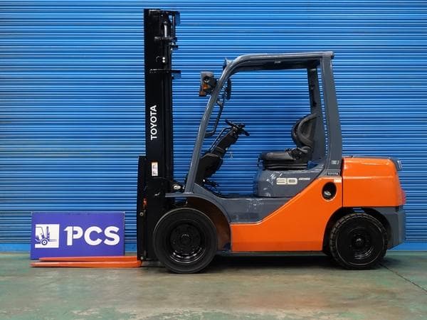 Forklift — Ready Stock (lot 1207-6035375)