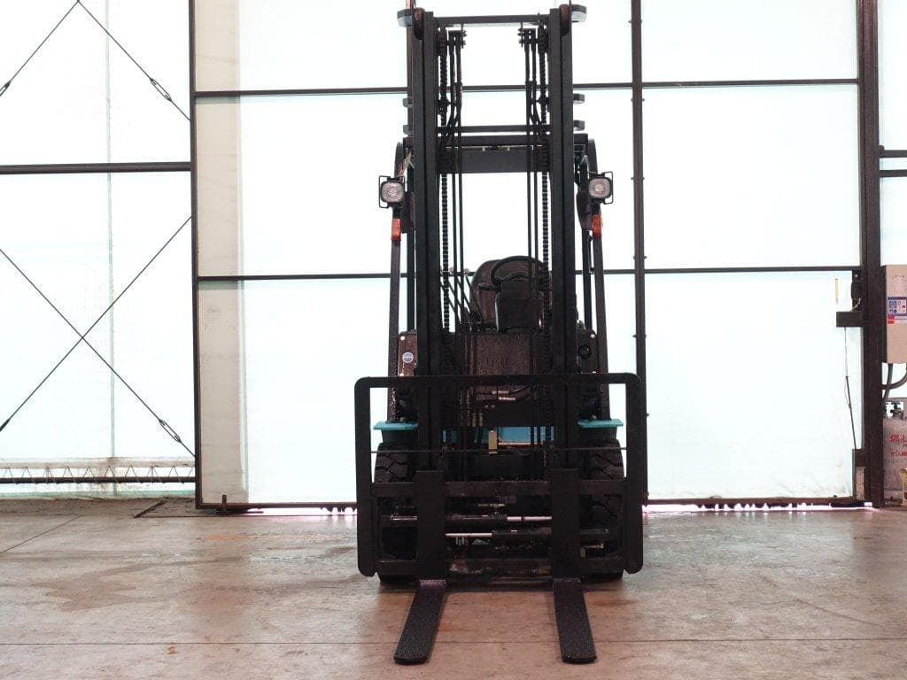 Forklift — Ready Stock (lot 1207-6035786)