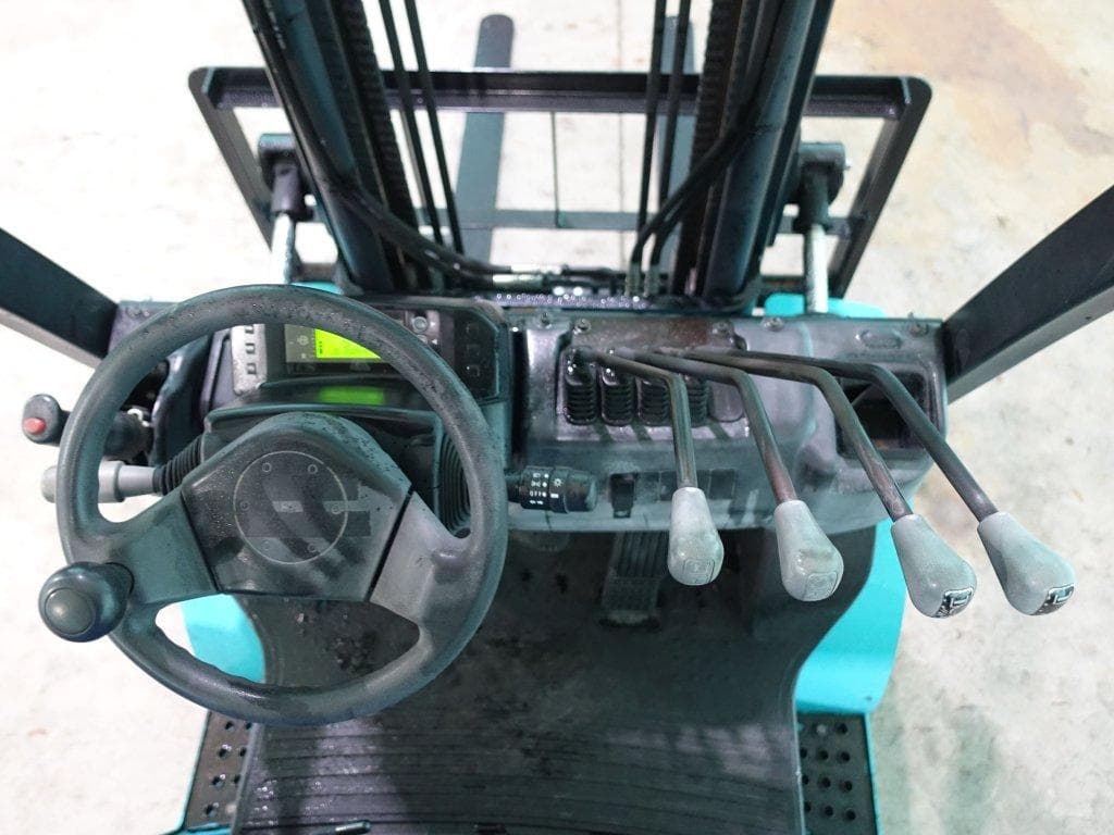 Forklift — Ready Stock (lot 1207-6035786)