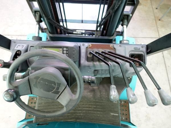 Forklift — Ready Stock (lot 1207-6035833)