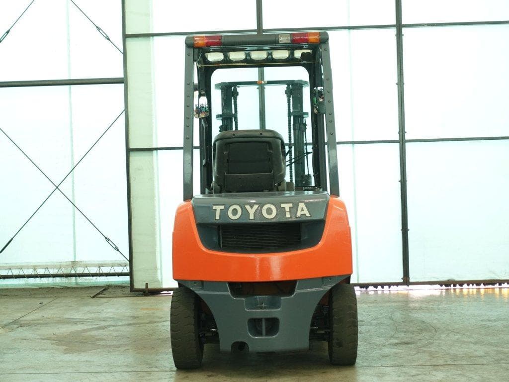 Forklift — Ready Stock (lot 1207-6035968)
