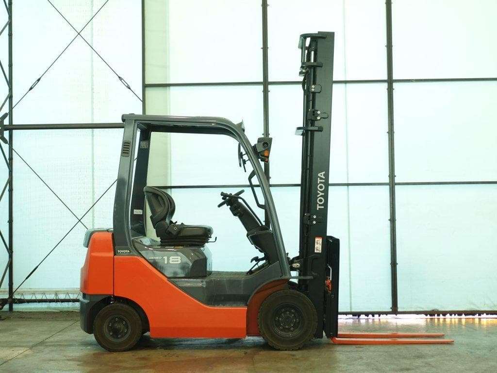 Forklift — Ready Stock (lot 1207-6036272)