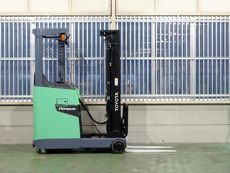 Reach Forklift — Ready Stock (lot 1207-6036275)