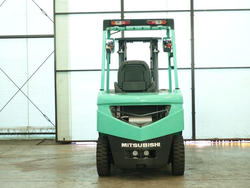 Forklift — Ready Stock (lot 1207-6043782)