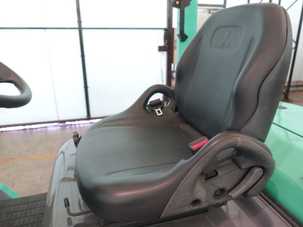 Forklift — Ready Stock (lot 1207-6043782)