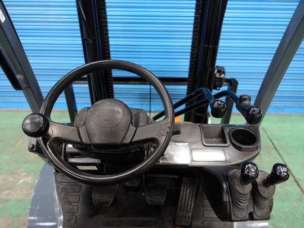 Forklift — Ready Stock (lot 1207-6044447)