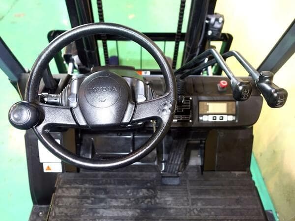 Forklift — Ready Stock (lot 1207-6055009)