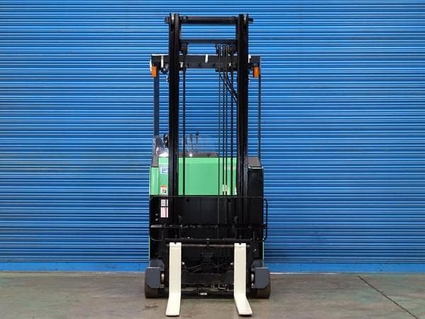 Reach Forklift — Ready Stock (lot 1207-6055056)