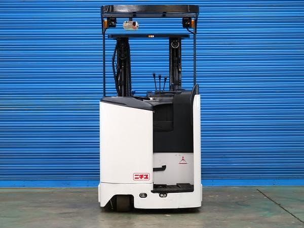 Reach Forklift — Ready Stock (lot 1207-6056813)