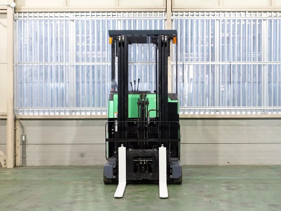 Reach Forklift — Ready Stock (lot 1207-6056829)