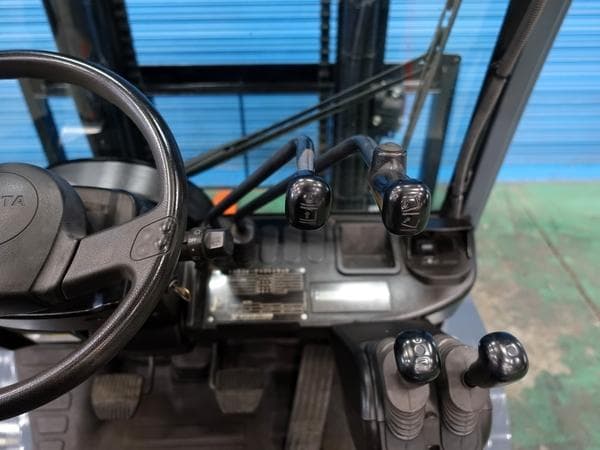 Forklift — Ready Stock (lot 1207-6089733)
