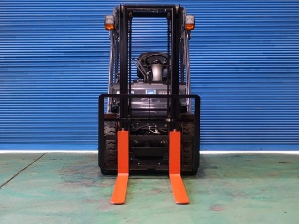 Forklift — Ready Stock (lot 1207-6136645)