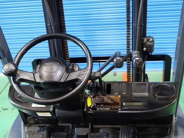 Forklift — Ready Stock (lot 1207-6136645)
