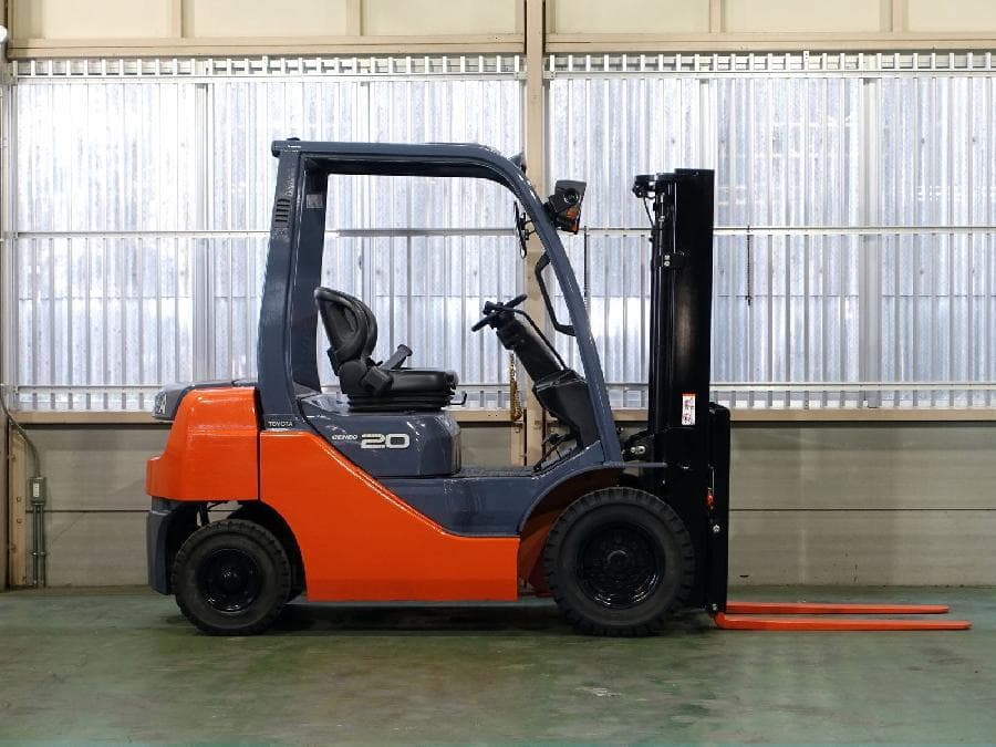 Forklift — Ready Stock (lot 1207-6142188)