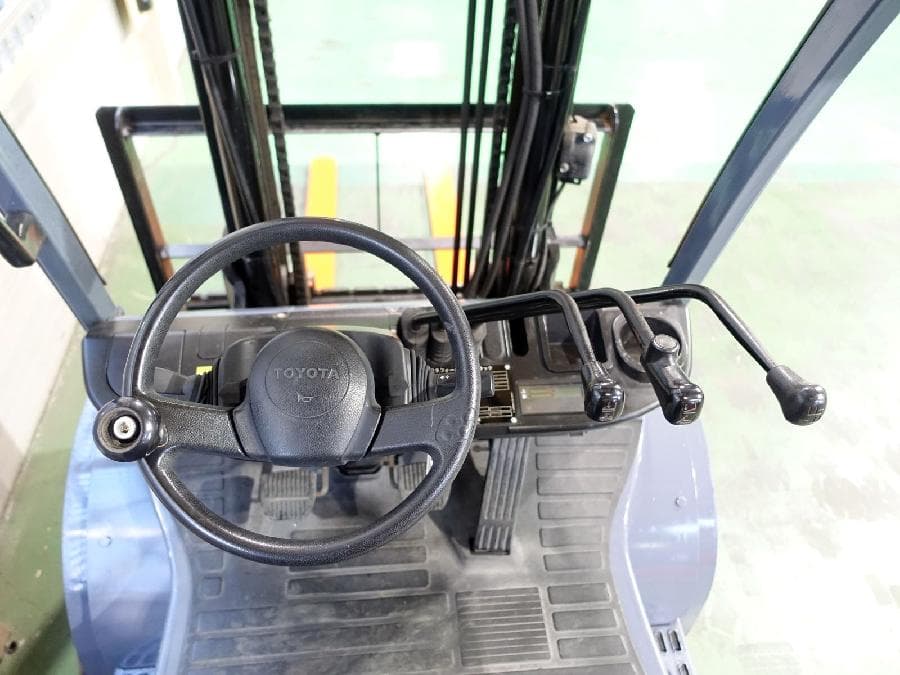 Forklift — Ready Stock (lot 1207-6143033)