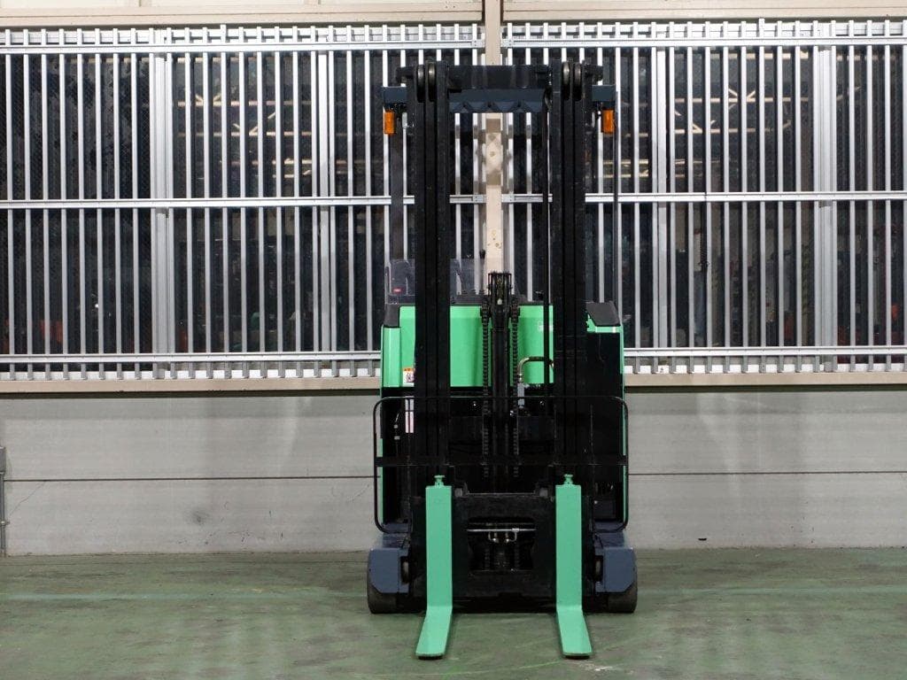 Reach Forklift — Ready Stock (lot 1207-6143462)