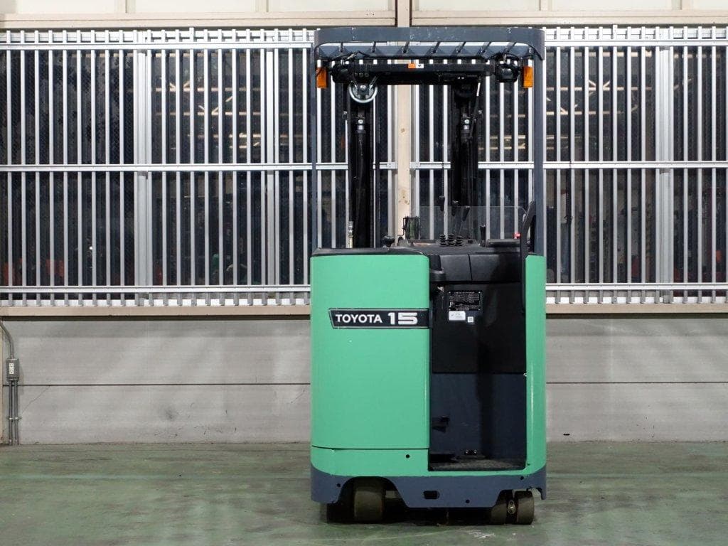 Reach Forklift — Ready Stock (lot 1207-6143462)
