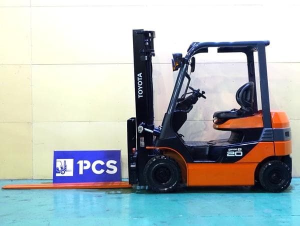 Forklift — Ready Stock (lot 1207-6143754)
