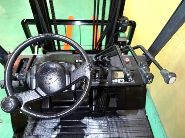Forklift — Ready Stock (lot 1207-6143754)