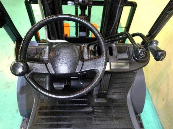 Forklift — Ready Stock (lot 1207-6144606)