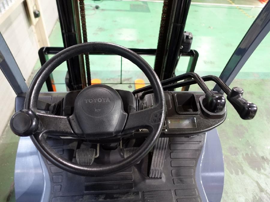 Forklift — Ready Stock (lot 1207-6144650)