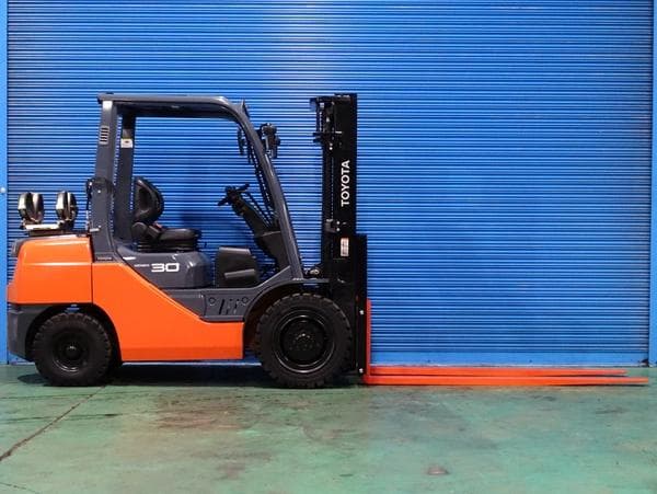 Forklift — Ready Stock (lot 1207-6144658)