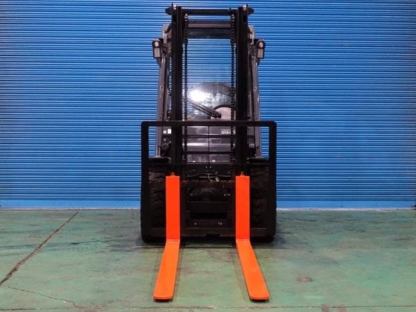 Forklift — Ready Stock (lot 1207-6144658)