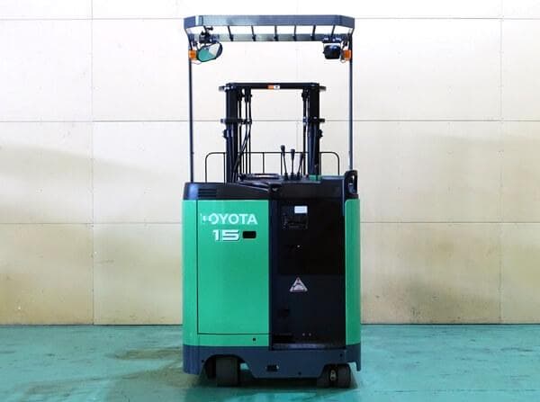 Reach Forklift — Ready Stock (lot 1207-6144924)