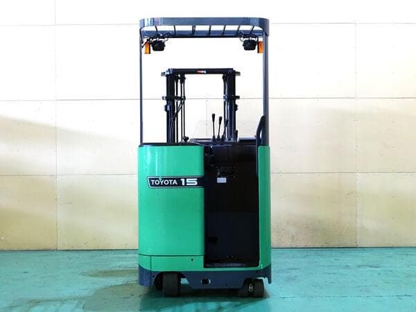 Reach Forklift — Ready Stock (lot 1207-6145002)