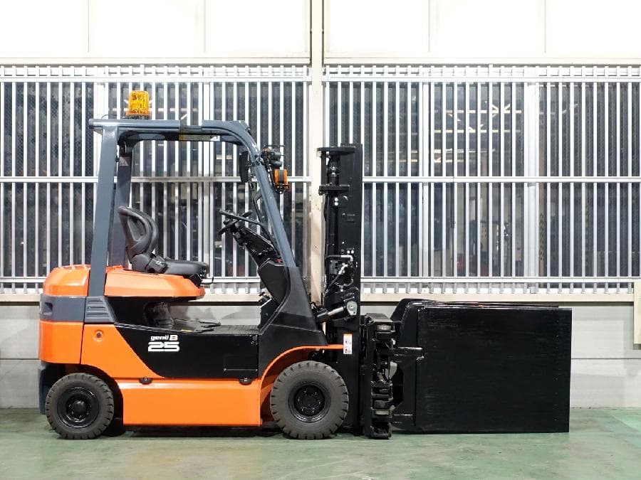 Forklift — Ready Stock (lot 1207-6145010)