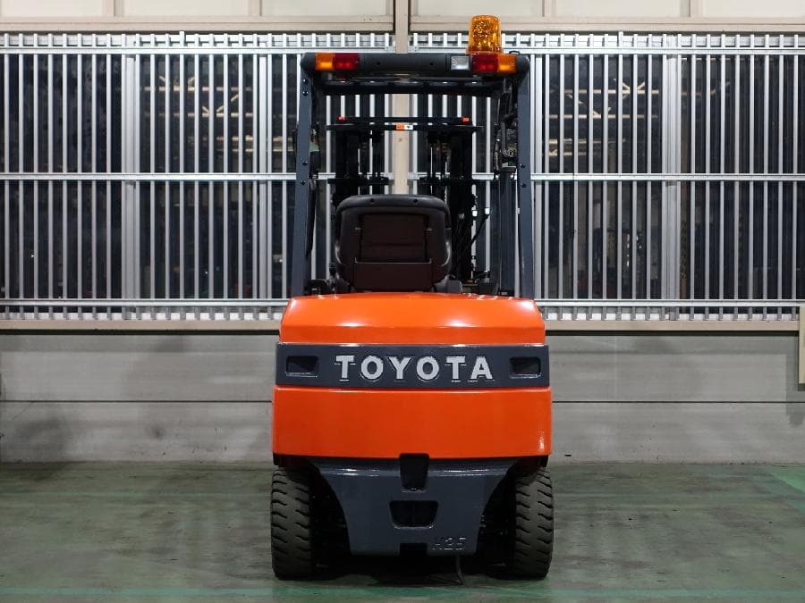 Forklift — Ready Stock (lot 1207-6145010)