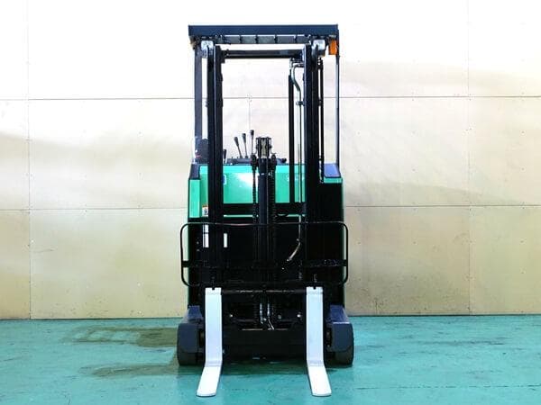 Reach Forklift — Ready Stock (lot 1207-6145160)
