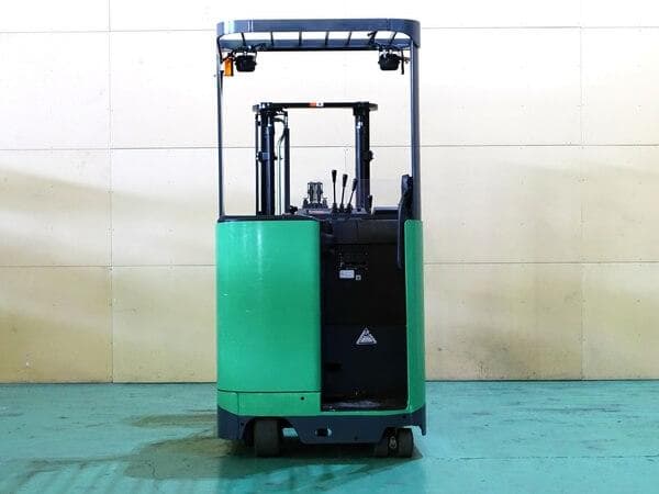 Reach Forklift — Ready Stock (lot 1207-6145160)