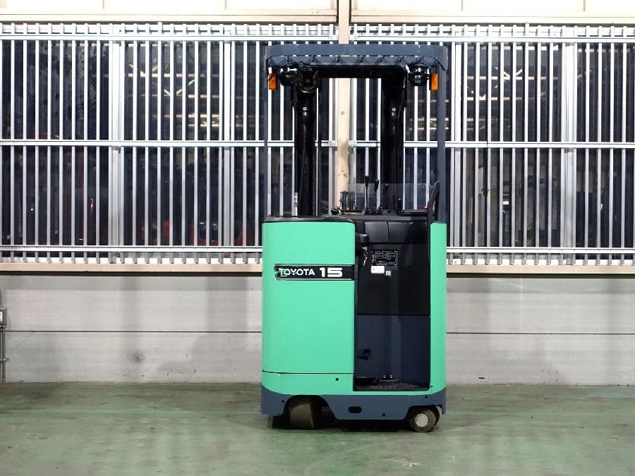 Reach Forklift — Ready Stock (lot 1207-6153320)