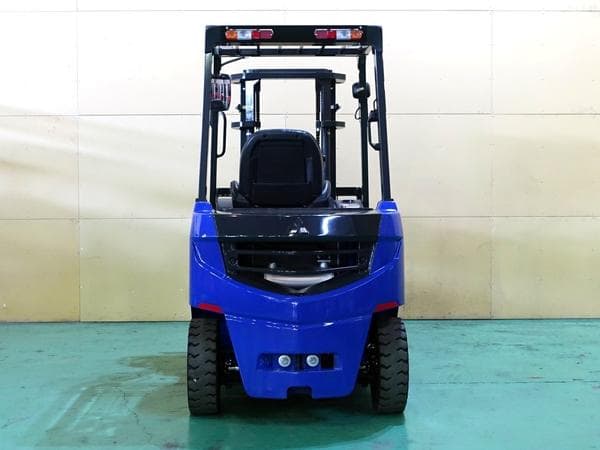 Forklift — Ready Stock (lot 1207-6153609)