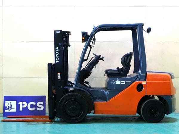 Forklift — Ready Stock (lot 1207-6153612)