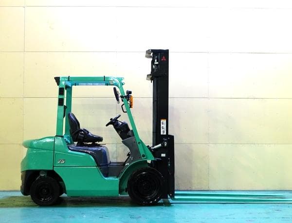 Forklift — Ready Stock (lot 1207-6165327)