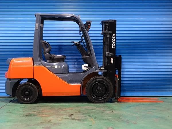 Forklift — Ready Stock (lot 1207-6166893)