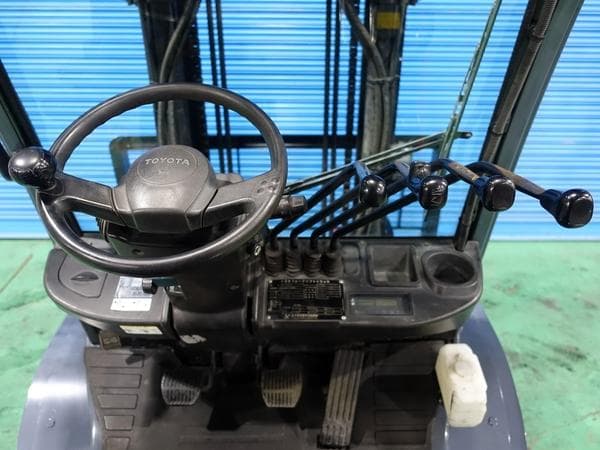 Forklift — Ready Stock (lot 1207-6166893)