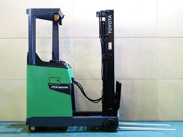 Reach Forklift — Ready Stock (lot 1207-6178607)
