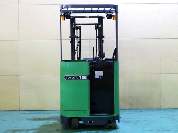 Reach Forklift — Ready Stock (lot 1207-6178607)